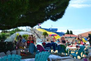 Campings Camping les charmettes- : photos des chambres