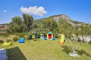 Villa Bonifato vista sulle campagne e sul mare siciliano COZY HOUSE ITALY