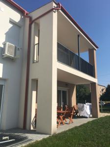 Apartaments Szofi Apartman Pápa Fenyves u. 19. Pāpa Ungārija