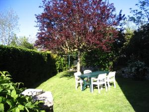 Maisons de vacances Gite LES LILAS de RECOULES : photos des chambres