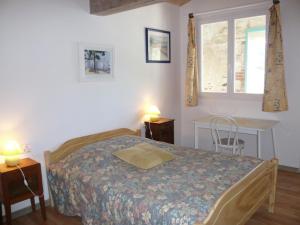 B&B / Chambres d'hotes Le Puy Babin chambres familiales a la ferme : photos des chambres