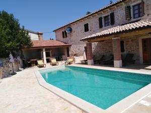 Vend&eacute;gh&aacute;z Villa Angela Ka&scaron;telir Horv&aacute;torsz&aacute;g