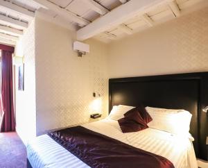 Double Room with Balcony room in Minerva Relais