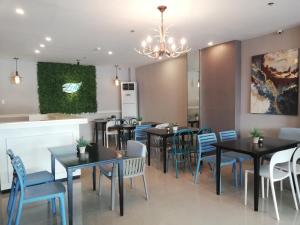 Eon Centennial Express Hotel