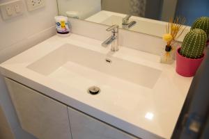 Grandblue Condominium 504