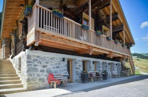Chalets Chalet Nantailly : Chalet