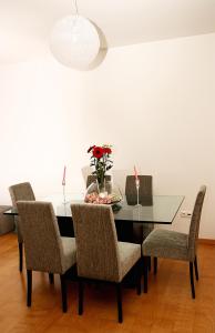 Sunny Little Sister Apartment - 7 min walking from the beach and at 7 min driving from the Airport