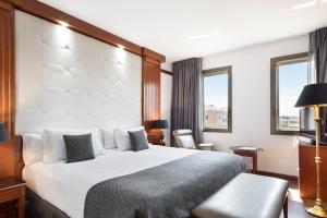 Junior Suite room in Melia Girona