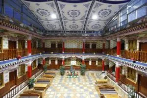 Tibetan Family - Jishishan Bonanzu Dongxiangzu Salarzu Zizhixian