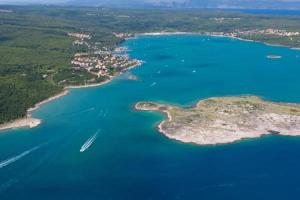 Apartments Mestrovic, Klimno, Soline bay, island Krk 