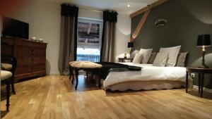 Coté Cour Bischwihr Colmar