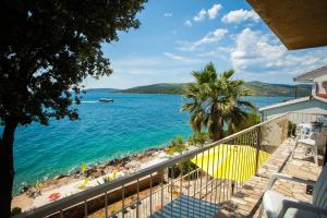 Ferienhaus Villa Amarela Seget Vranjica Kroatien