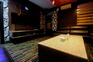 RedDoorz Plus near DC Mall Batam