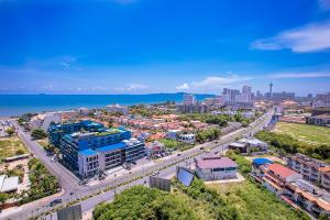 Dusit Grand Condo View by Dookdik
