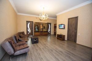 Apartment for 1-4 persons with airport transfer, welcoming tour to Old Capital - Mtskheta