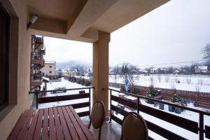 Single Room with Bathroom room in Pension Ianis