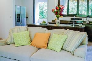 Makara Toucan Suite 2nd Floor