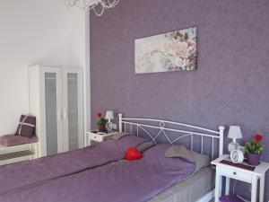 Apartment "Love" near metro and center