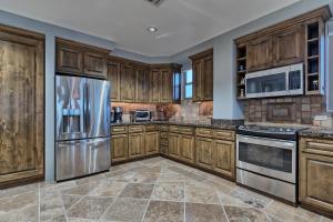 Amazing Penthouse at Bella Sirena with Views and Entertainment - 901-C