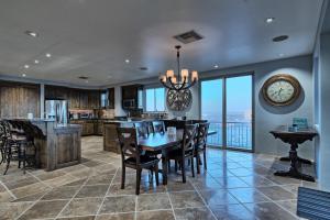 Amazing Penthouse at Bella Sirena with Views and Entertainment - 901-C
