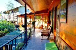 Cabinas El Pueblo B&B Monteverde - Santa Elena