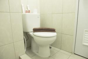 Modern and Comfortable Studio Apartment Springlake Summarecon near Summarecon By Travelio