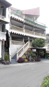 Melissa Palace Hotel and Karaoke