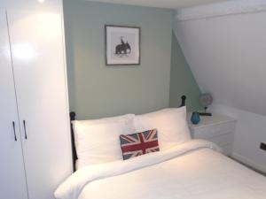 Kenilworth Cosy Castle View Apartment