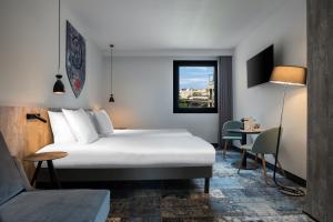 SOWELL HOTELS Les Chevaliers : Chambre Triple Classique