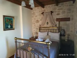 Amazing Stone Villas - Fournofárangon