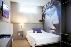 Single Room room in Globales Acis y Galatea