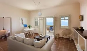 Villa Itis Luxury Suite with Balcony, Panoramic View & Jacuzzi