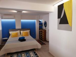 ATHENS *BLUE GRAND SUITE *DI GIORGIO CENTRAL APARTMENT