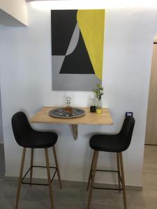 ATHENS *BLUE GRAND SUITE *DI GIORGIO CENTRAL APARTMENT