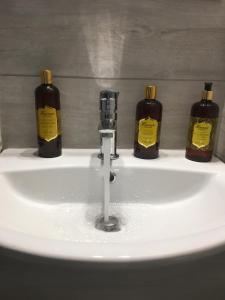 ATHENS *BLUE GRAND SUITE *DI GIORGIO CENTRAL APARTMENT