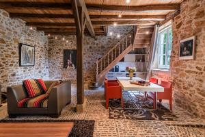 Hotels La Chapelle Saint Martin : photos des chambres