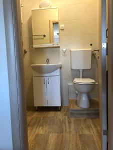 Small & Sweet Apartments