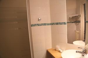 Hotel De France photo 15