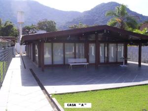 Casas Mar de Frente Ubatuba