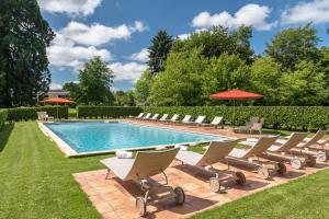 Hotels La Chapelle Saint Martin : photos des chambres