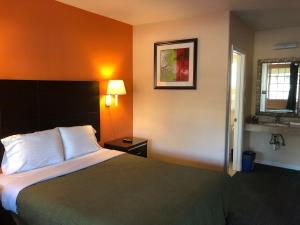Queen Room room in Arroyo Village Inn