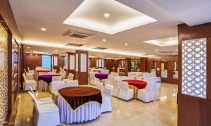 Treebo Grand Legacy Elite With Roof Top Cafe