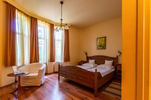 Deluxe King Room room in Il Gallo Nero - Fekete Kakas Étterem és Panzió