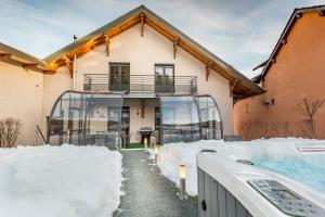 Chalets Les Edelweiss Mont-Blanc : photos des chambres