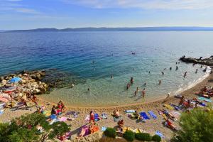 Apartments by the sea Pisak, Omis - 7519