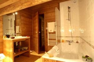 Chalets Chalet du champ Martel : photos des chambres