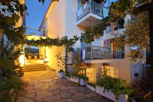 Pansion Prodromina Skopelos Greece