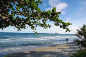 Grand Beach CondoB36 by malai