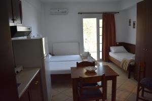 Galanis Studios and Apartments Olympos Greece