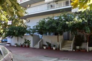 Galanis Studios and Apartments Olympos Greece